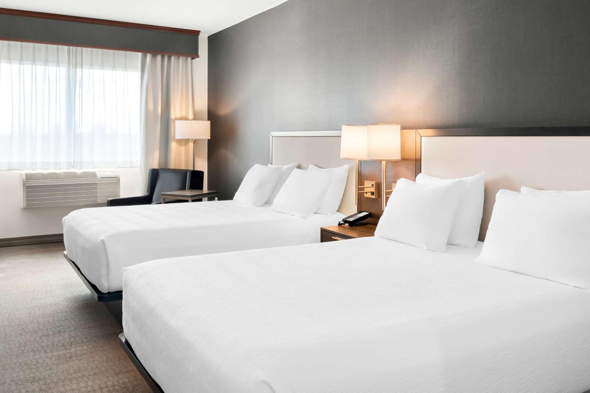 Best Western Plus Morden Exterior photo
