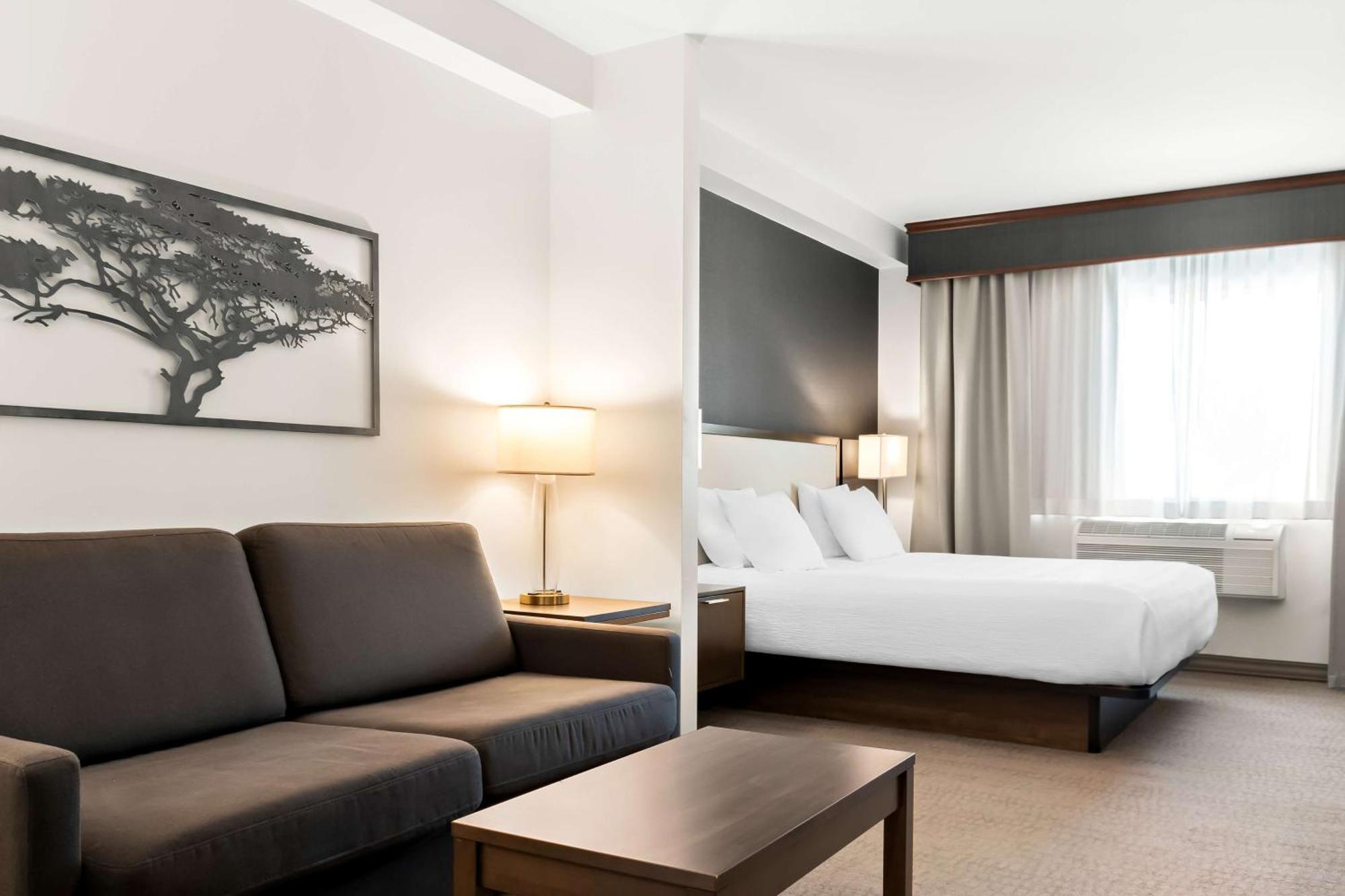 Best Western Plus Morden Exterior photo