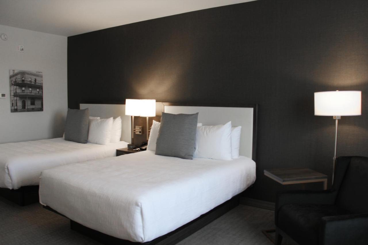 Best Western Plus Morden Exterior photo